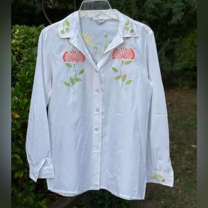 King James white floral blouse Womens M vintage